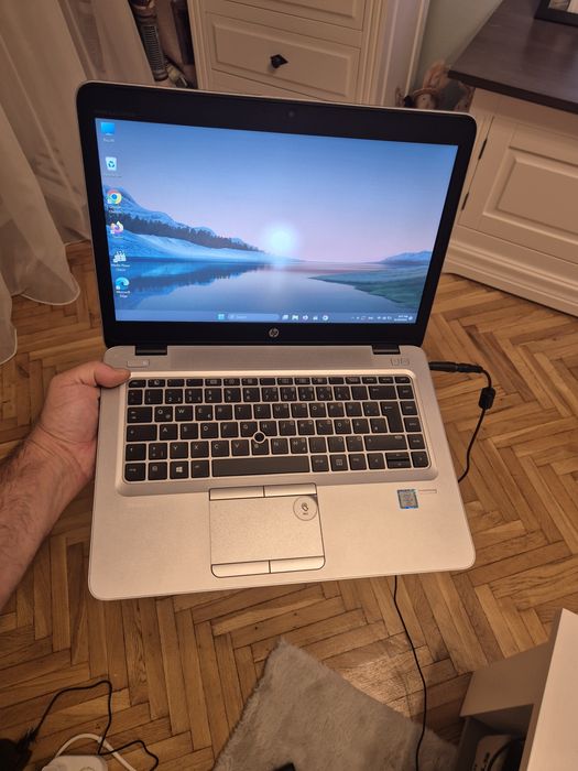 Laptop ultraslim Hp i5 ssd ddr4