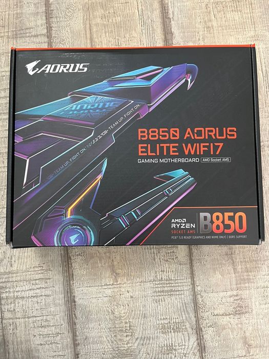 Vând placă de bază GIGABYTE B850 AORUS ELITE WIFi7, produs nou!
