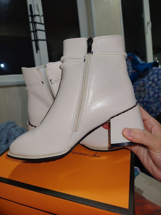 Сапог качество зур факат менга размер кичик келади.