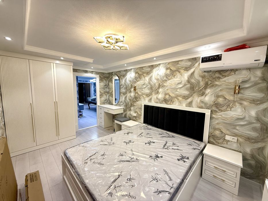 Регистон.Сдаётся 3х комнатная квартира Люкс