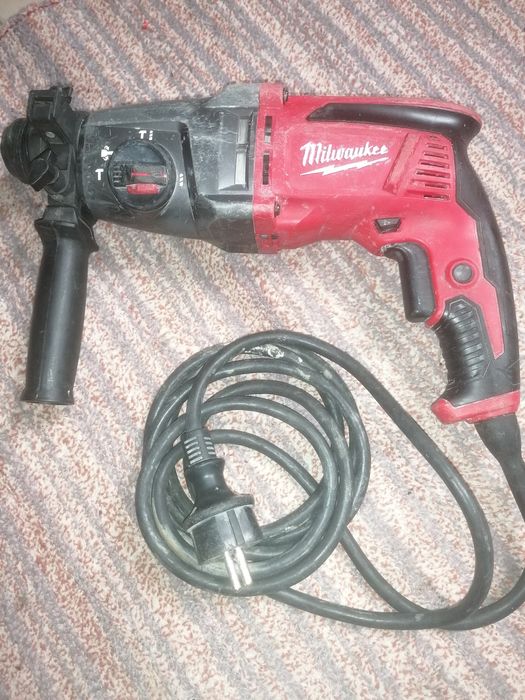 Ciocan rotopercutor Milwaukee PH26TX în stare perfecta de funcționare.