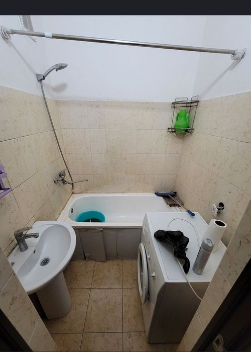 Болларга квартира срочно 3киши