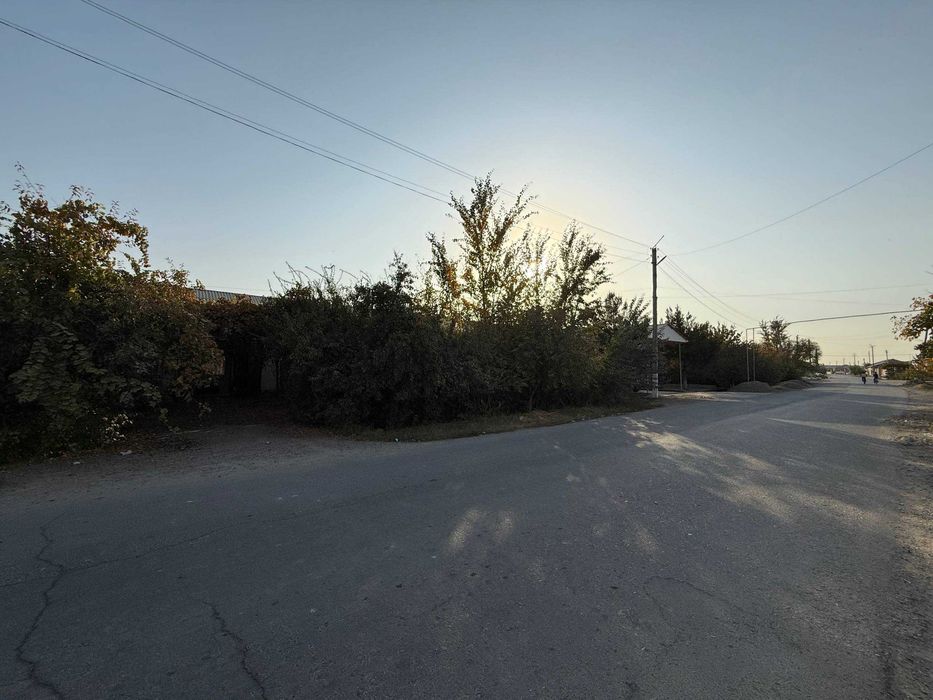 Buxoroda TAYYOR 12 Sotiqli hovli sotiladi