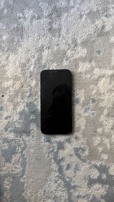 Iphone 13 128gb царапины есть