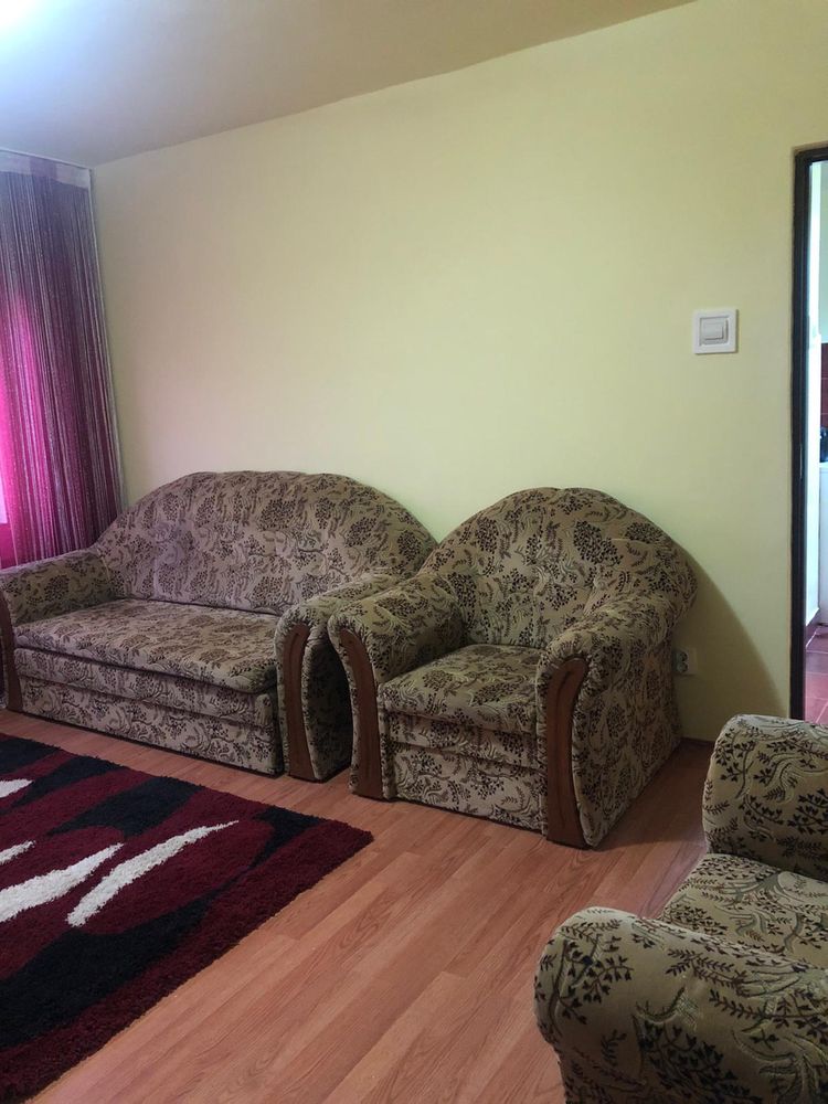 Apartament de închiriat