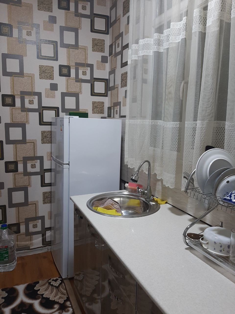 Сдаётся Чиланзар 9 1в2 1 этаж.