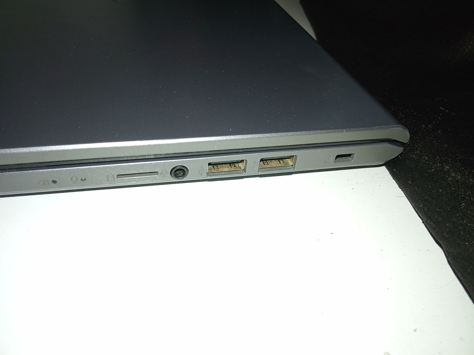 ЛАПТОП ASUS vivobook