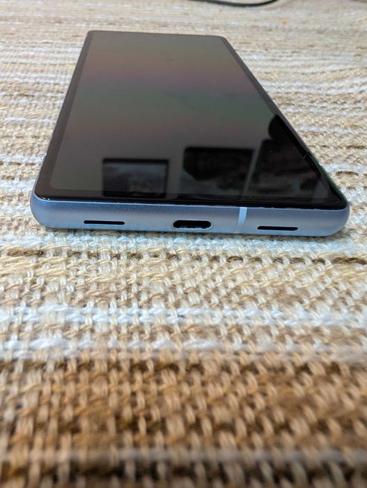 телефон Google Pixel 7a, в отлично състояние
