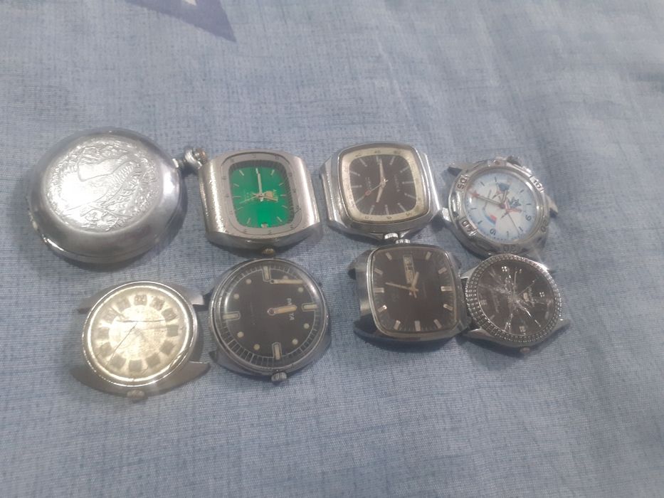 Продам часы фирменные механика 20000т