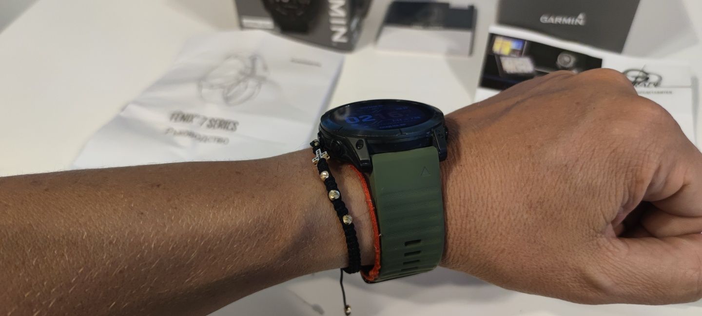 Продавам GARMIN Fenix 7X Sapphire SOLAR