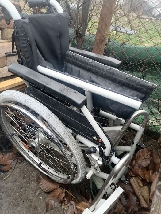 Cărucior pentru dizabilități