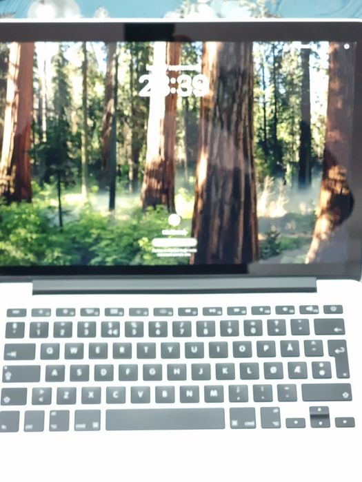 Laptop Apple Retina i5 gen5 8g ram asd128