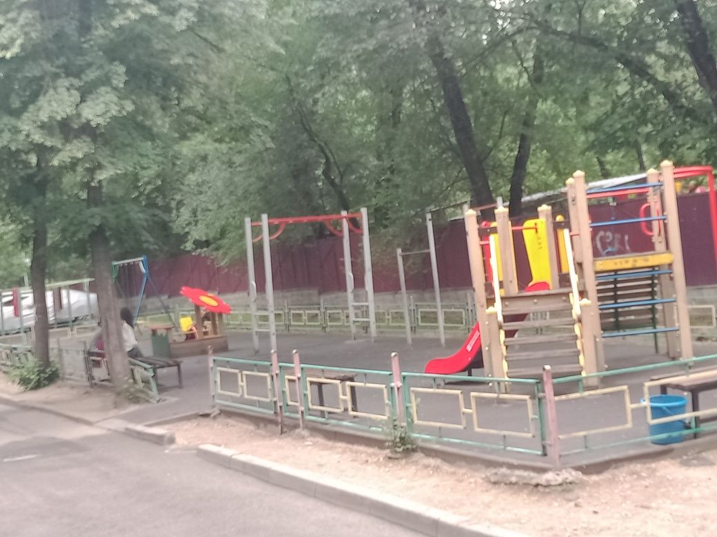 Продается студия в центре Алматы  отличный вариант около Метро
