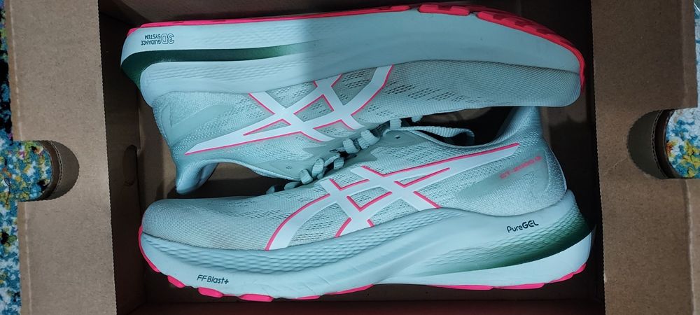 Дамски маратонки  ASICS GT-2000 12