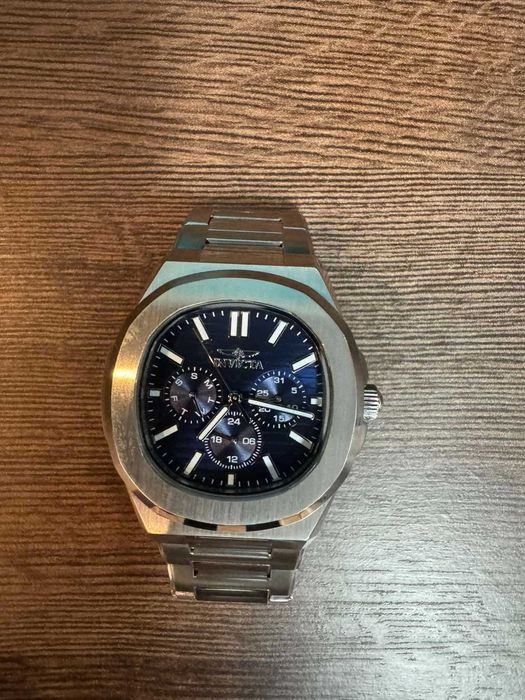 НОВ! Часовник Invicta Speedway 48326