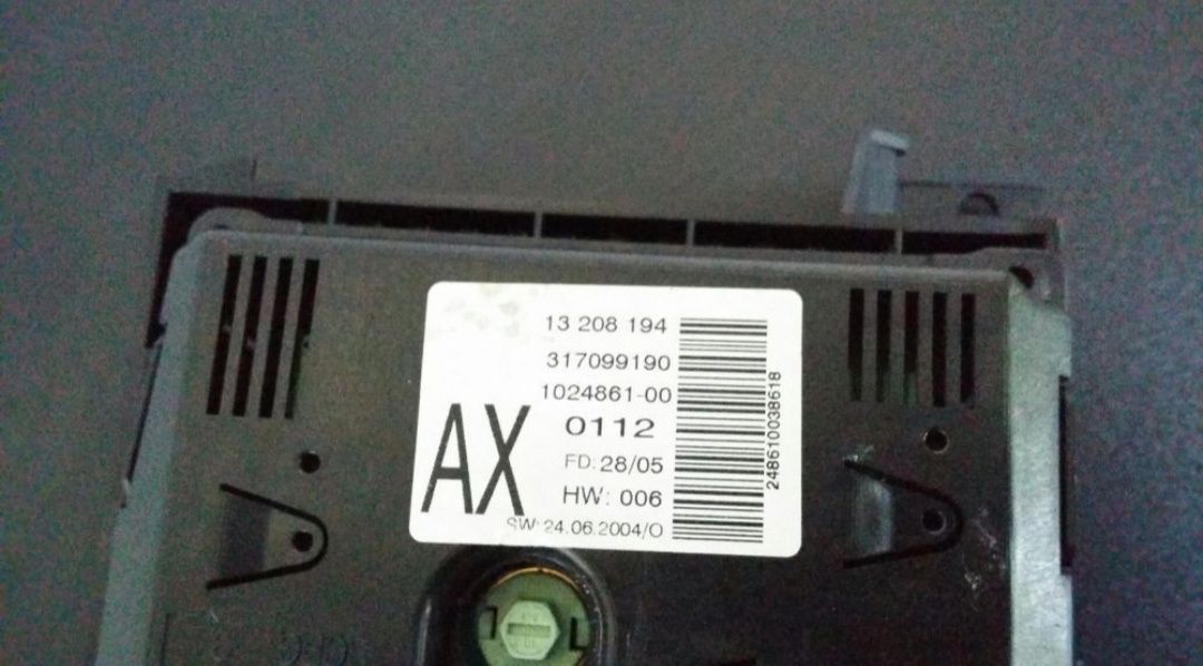 ecran display bord lcd cd opel astra h 2004 computer afisaj 317099190