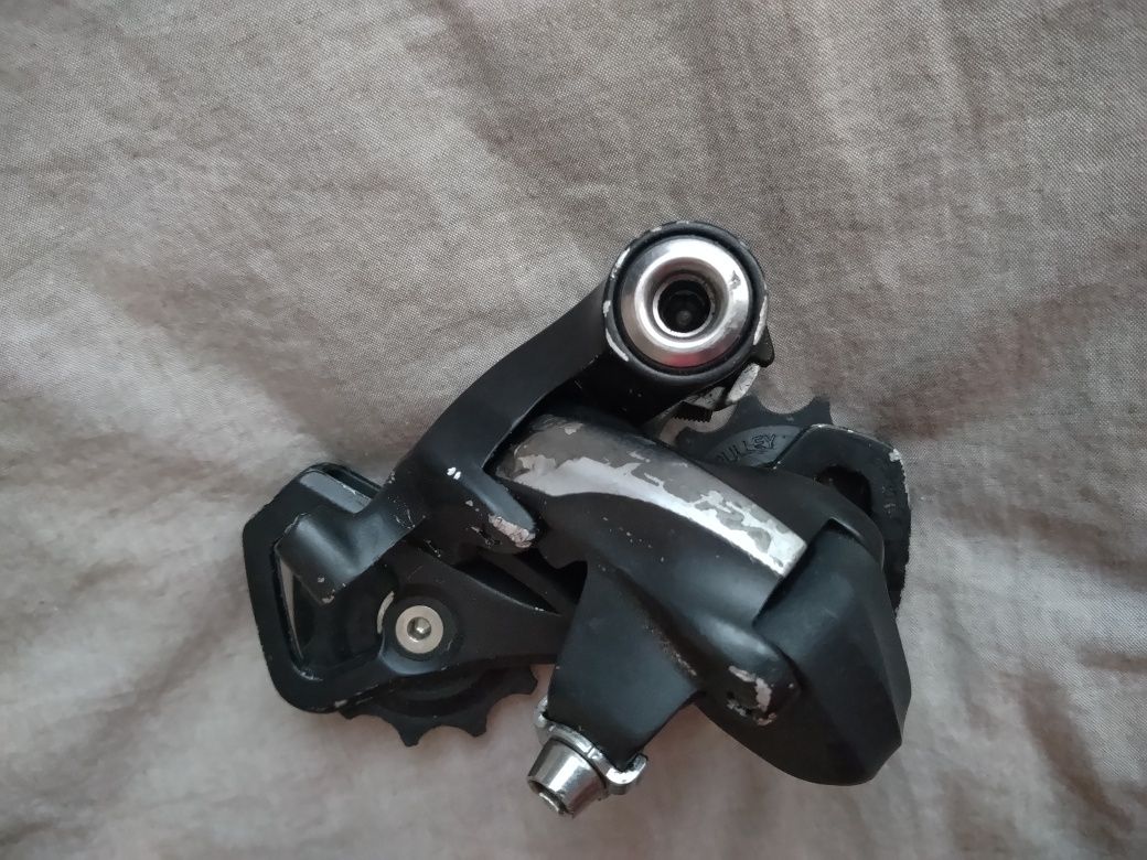 Pompa cursiera/ Schimbator Shimano Ultegra RD-6700