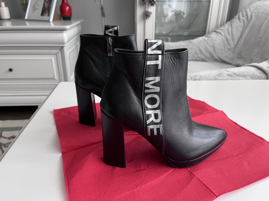 Botine Carinii marimea 38
