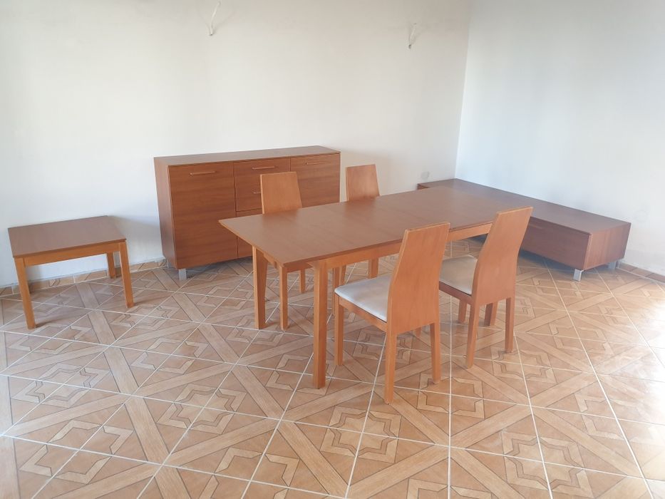Мебели за хол кухня