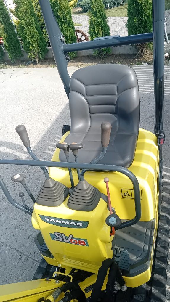 Miniexcavator Yanmar sv08 1000kg