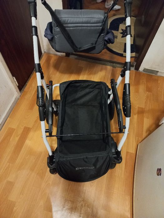 Carut Krausman din 3 piese+plasa de tantari si husa de ploaie