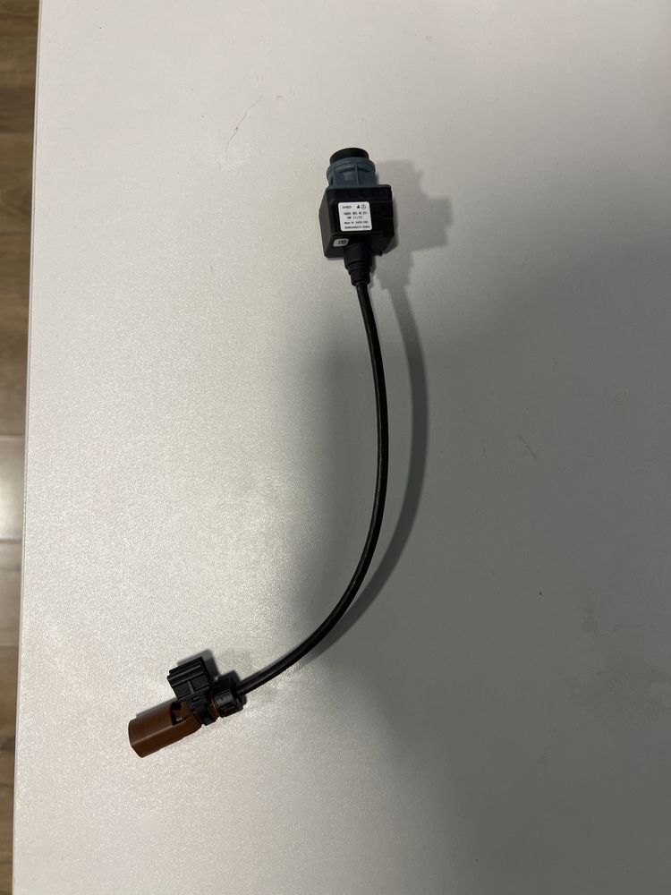 Camera Marcedes A0009054002