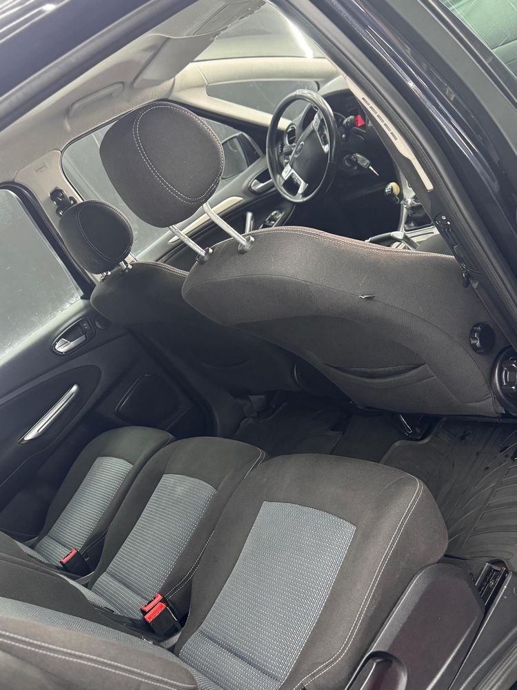 Ford S-Max Titanium 2012 / 2.0 TDCi 140 CP Euro5 7 LOCURI