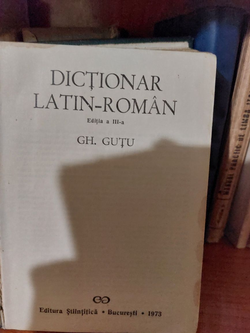 Dictionar latin roman si roman latin