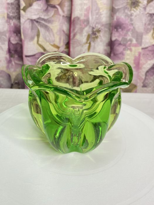 Конфетница,зеленое стекло,1970-80 гг