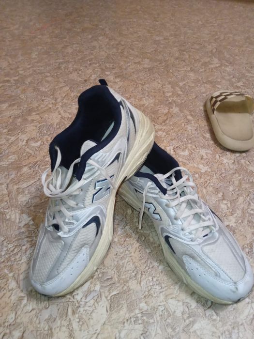 Кроссовки Nike  44размер