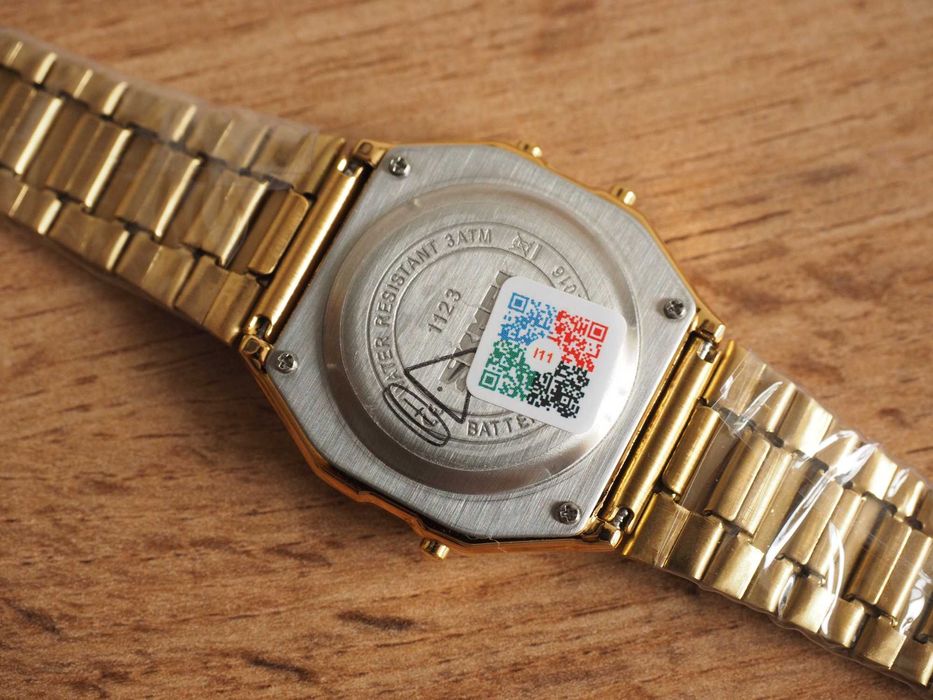 Ceas electronic SKMEI 1123 (Casio), nou, 3 ATM, auriu, ilumin., retro