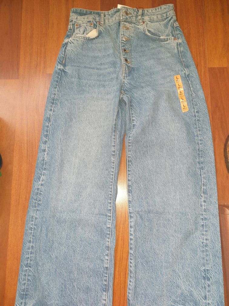 Vand jeansi Zara noi foarte largi 36, S