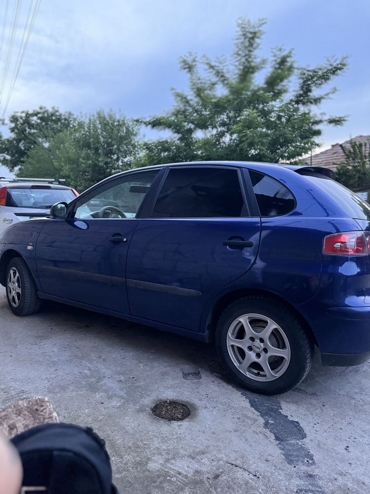 Seat IBIZA 2001година /1,2 мотор