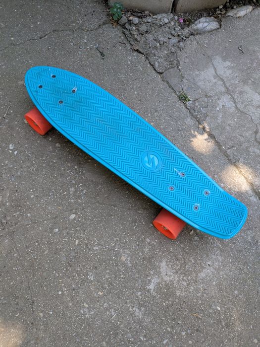 Skateboard Oxelo Yamba 100, Lungime 56cm, Roti Poliuretan, Max. 100kg,