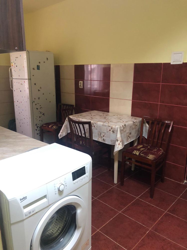 Apartament de închiriat