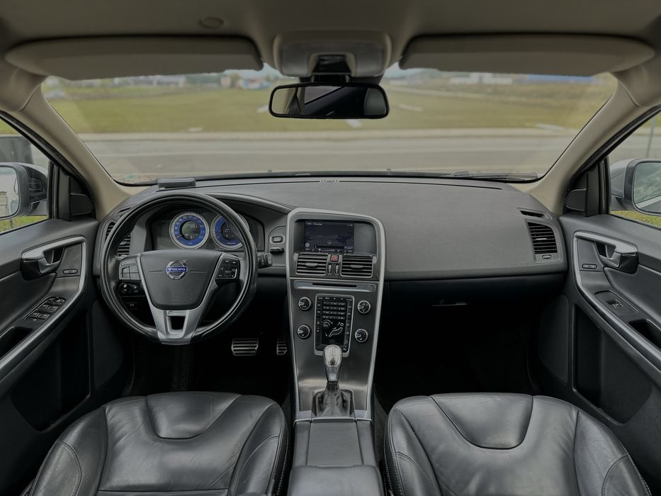 Volvo XC60 D5 2.4d 2013 R Design