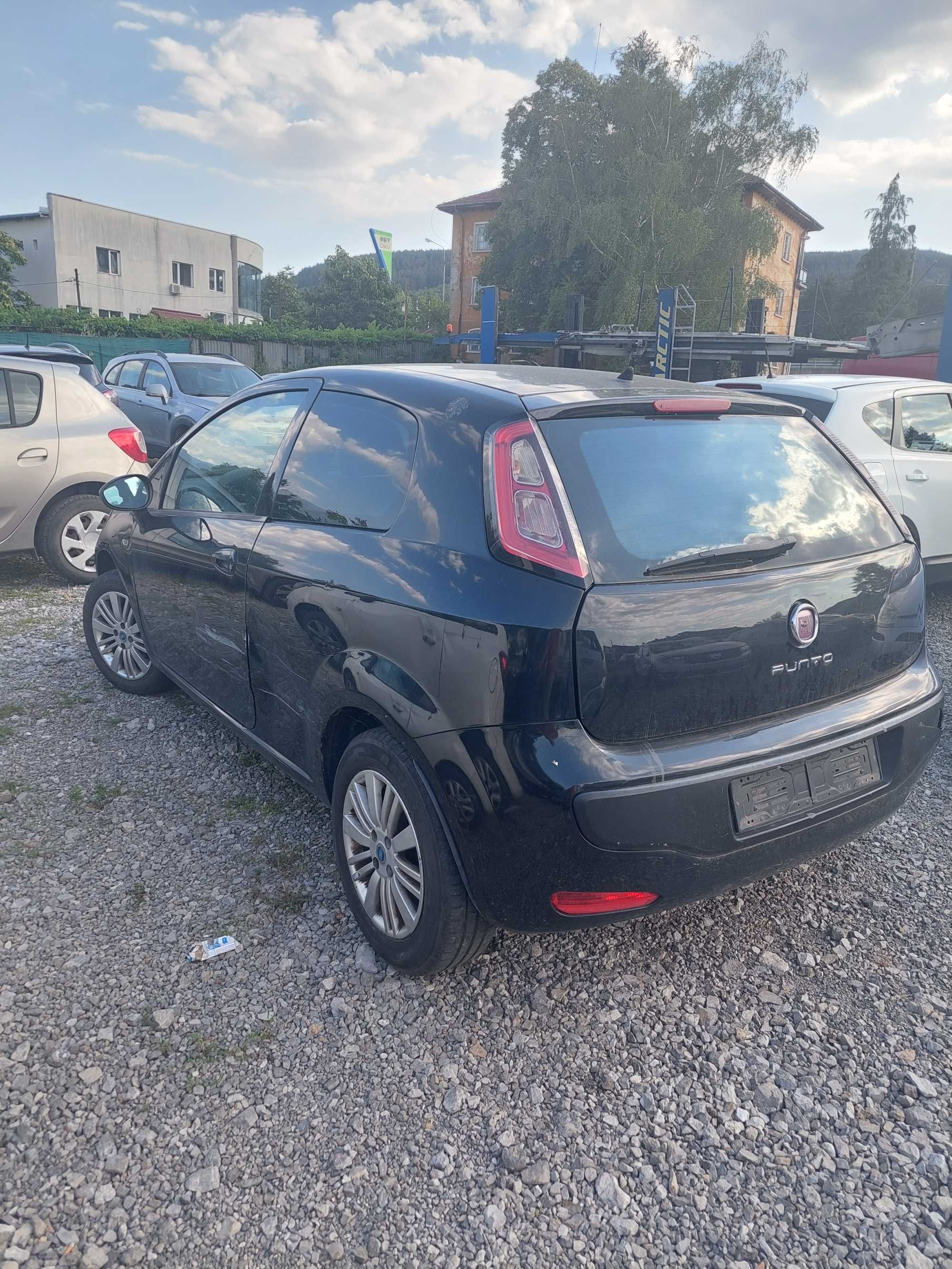 Fiat Grande Punto 1,2 i , Фиат Гранде Пунто Ево на части!
Юни 2010