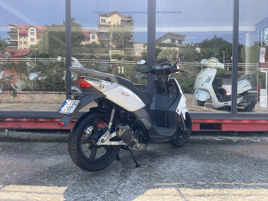 Scuter Garelli XQ 125 cc inmatriculat