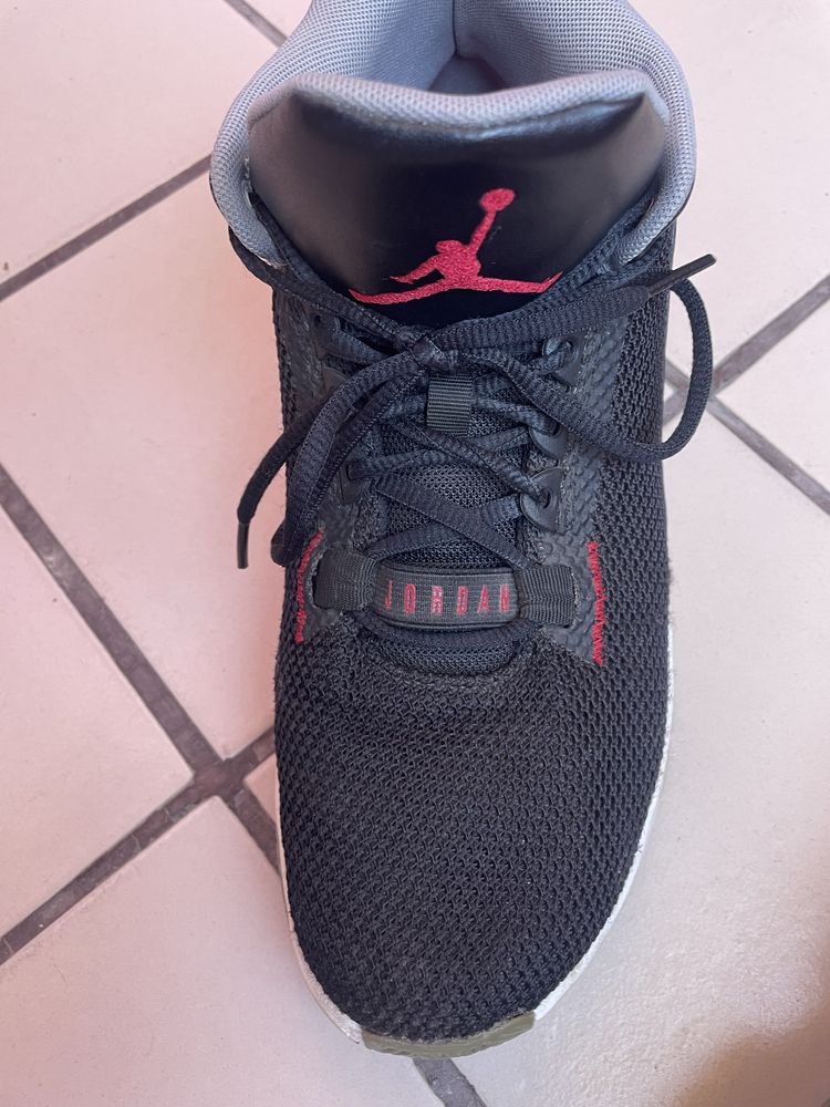 Оригинални Маратонки NIKE AIR JORDAN