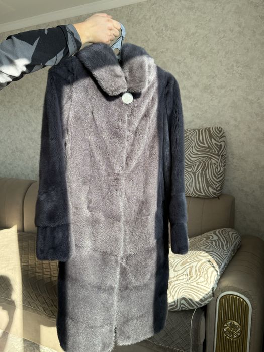 Продам норковую шубу