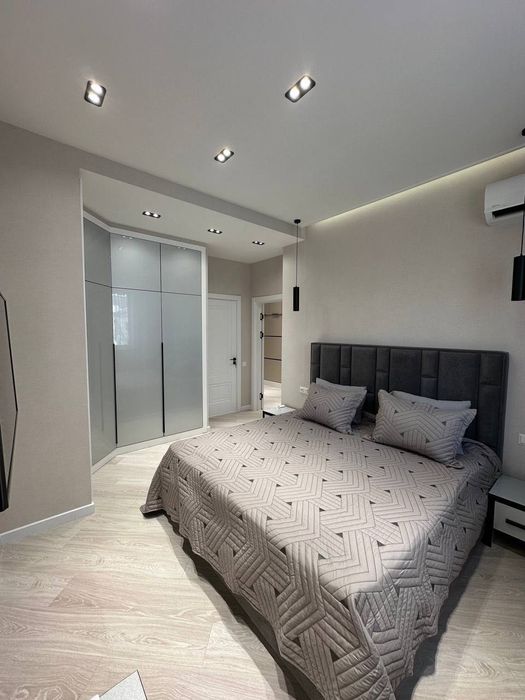 Центр Продается 3х-комнатная квартира в ЖК Yangi Darhan