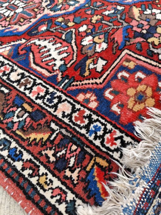 Covor persan Bakhtiari, realizat manual