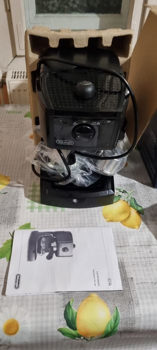 Vand aparat cafea nou DeLonghi