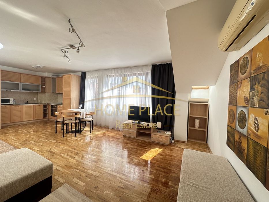 Дава се под наем Двустаен апартамент в Варна, Център - 55 кв.м за 586.5 € - Снимка #1