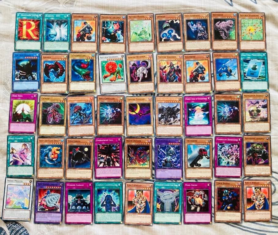 Предлагам Yu-Gi-Oh карти