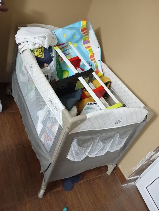 Pat bebeluși cu saltea de cocos inclusa