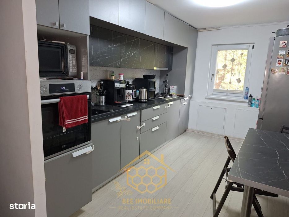 Apartament cu 3 camere in cartierul Rovine