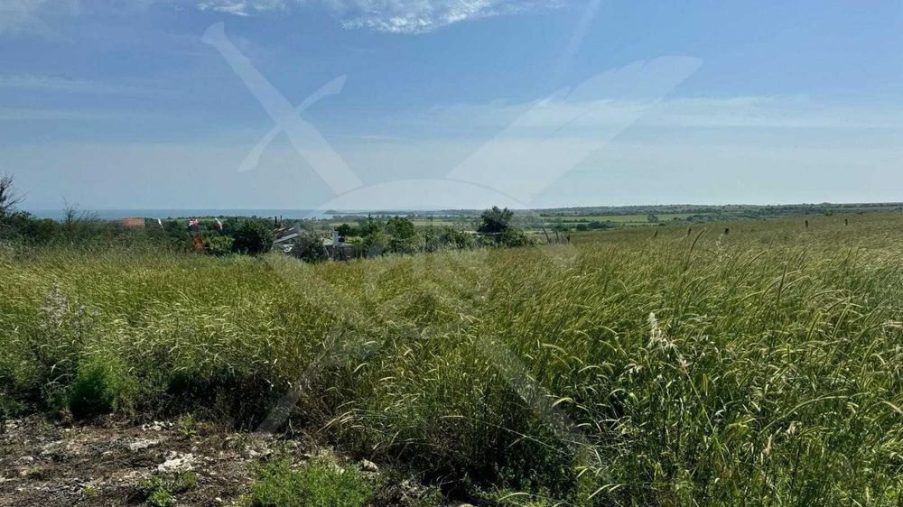 Парцел в село Атия 80291