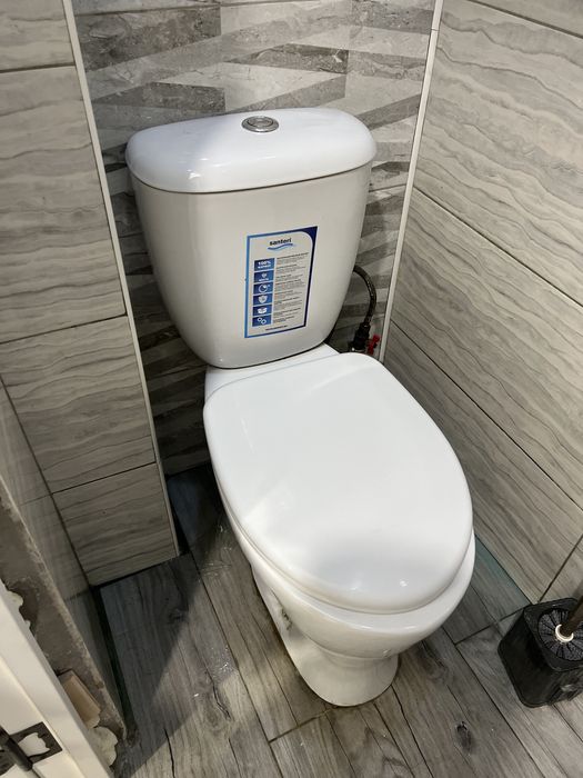 Продам срочно унитаз