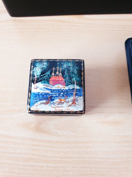 Стари кутии за бижута Федоскино